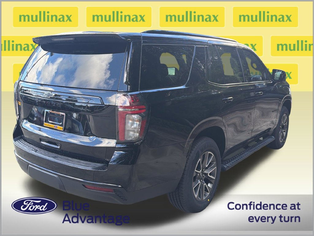 Used 2023 Chevrolet Tahoe Z71 w/ Luxury Package AWD/4WD image 4