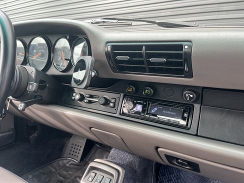 Used 1992 Porsche 911 Carrera image 72