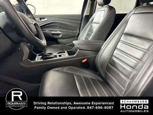 Used 2019 Ford Escape SEL image 4