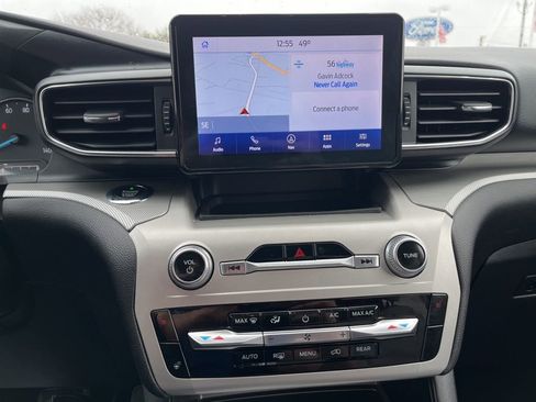 Used 2021 Ford Explorer XLT w/ Equipment Group 202A image 21