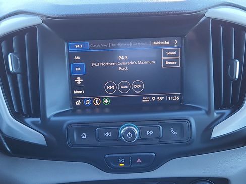 Used 2024 GMC Terrain SLE image 14