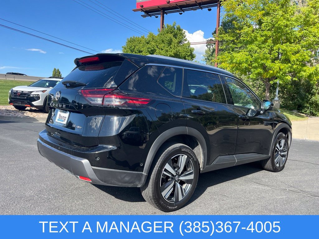 Used 2026 Nissan Rogue SL AWD/4WD image 3