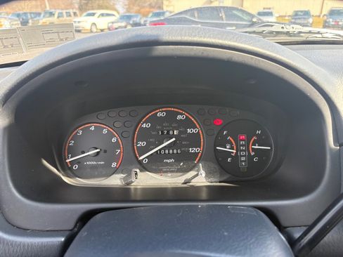 Used 2001 Honda CR-V LX image 14