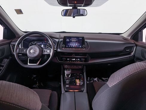 Certified 2023 Nissan Rogue SV FWD image 15