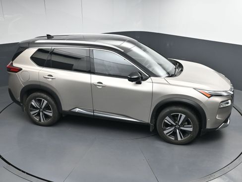 Certified 2023 Nissan Rogue Platinum w/ Platinum Premium Package image 37