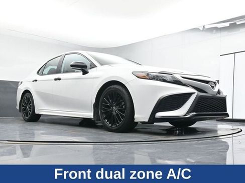 Used 2022 Toyota Camry SE w/ Convenience Package image 27