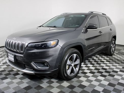 Used 2019 Jeep Cherokee Limited AWD/4WD image 4
