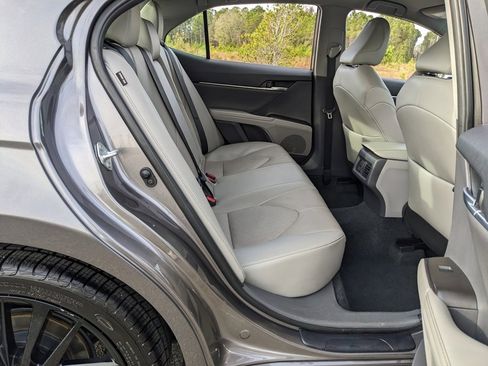 Used 2024 Toyota Camry XSE image 38