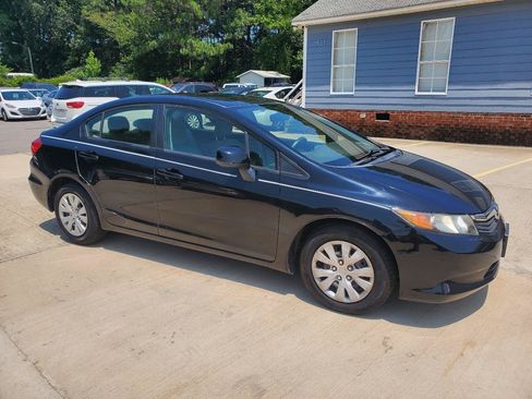 Used 2012 Honda Civic LX image 3