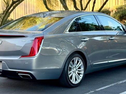 Used 2019 Cadillac XTS Luxury image 8