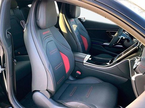 Certified 2025 Mercedes-Benz CLE 53 AMG 4MATIC Coupe image 32