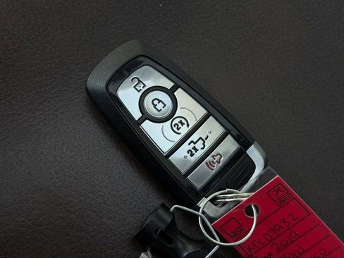 Used 2019 Ford F150 Limited w/ Trailer Tow Package image 30