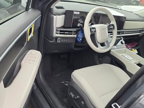 New 2026 Hyundai Santa Fe SEL FWD image 4