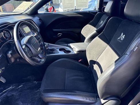 Used 2019 Dodge Challenger R/T Scat Pack image 18