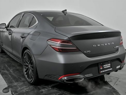 Used 2022 Genesis G70 3.3T Launch Edition image 9