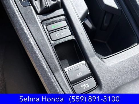 Certified 2025 Honda Accord LX image 22
