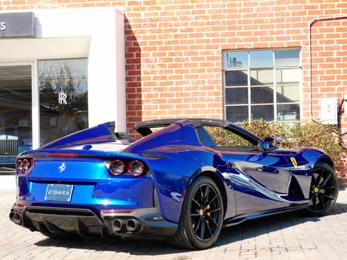 Used 2023 Ferrari 812 GTS RWD image 16