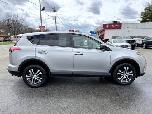 Used 2018 Toyota RAV4 LE w/ All Weather Liner Package image 4