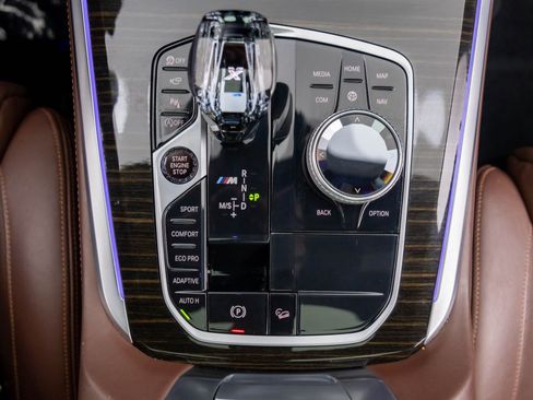 Used 2020 BMW X5 M50i w/ Executive Package image 21