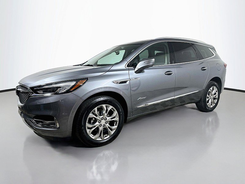 Used 2020 Buick Enclave Avenir w/ Avenir Technology Package AWD/4WD image 3