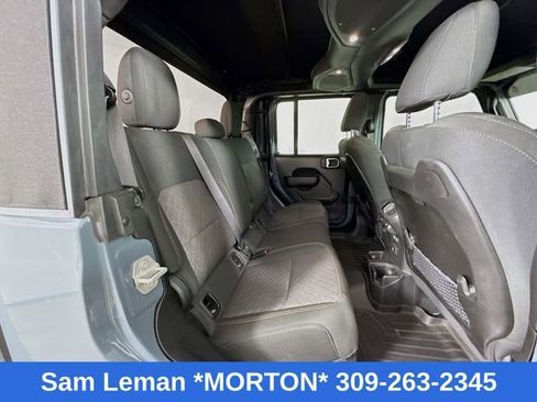 Used 2024 Jeep Gladiator Mojave w/ Convenience Group image 25