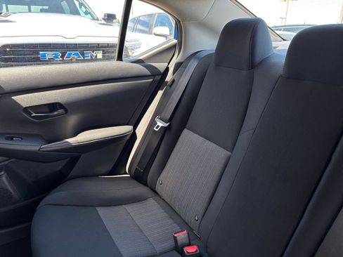 Used 2025 Nissan Sentra SV FWD image 33