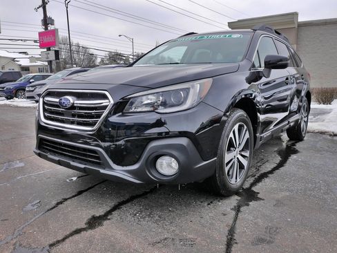 Used 2019 Subaru Outback 2.5i Limited image 3