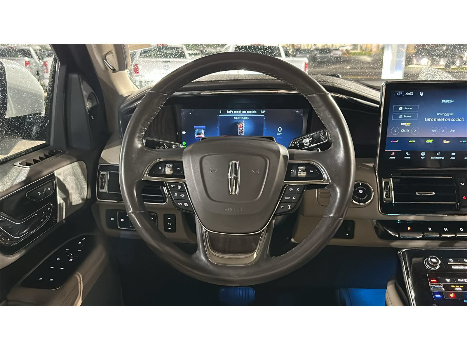 Used 2022 Lincoln Navigator Reserve AWD/4WD image 25