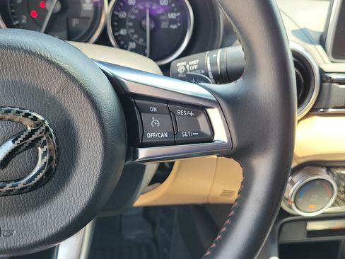 Used 2016 MAZDA MX-5 Miata Grand Touring RWD image 17