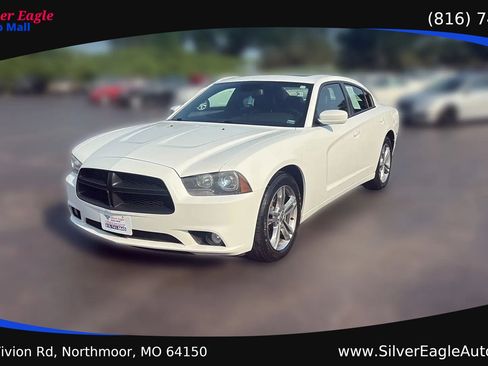 Used 2013 Dodge Charger SXT Plus AWD/4WD image 1