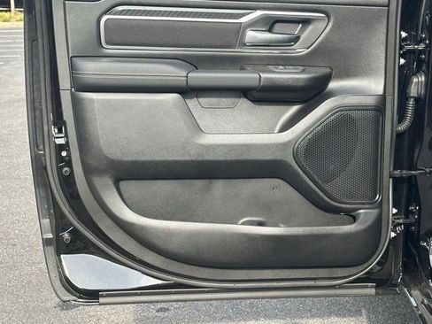 New 2026 RAM 1500 4x4 Crew Cab image 15