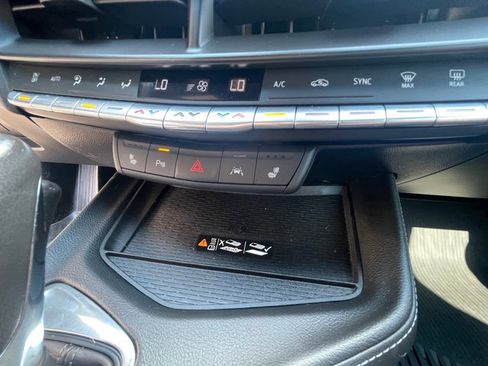 Used 2023 Cadillac CT4 Luxury w/ Sun And Sound Package image 31