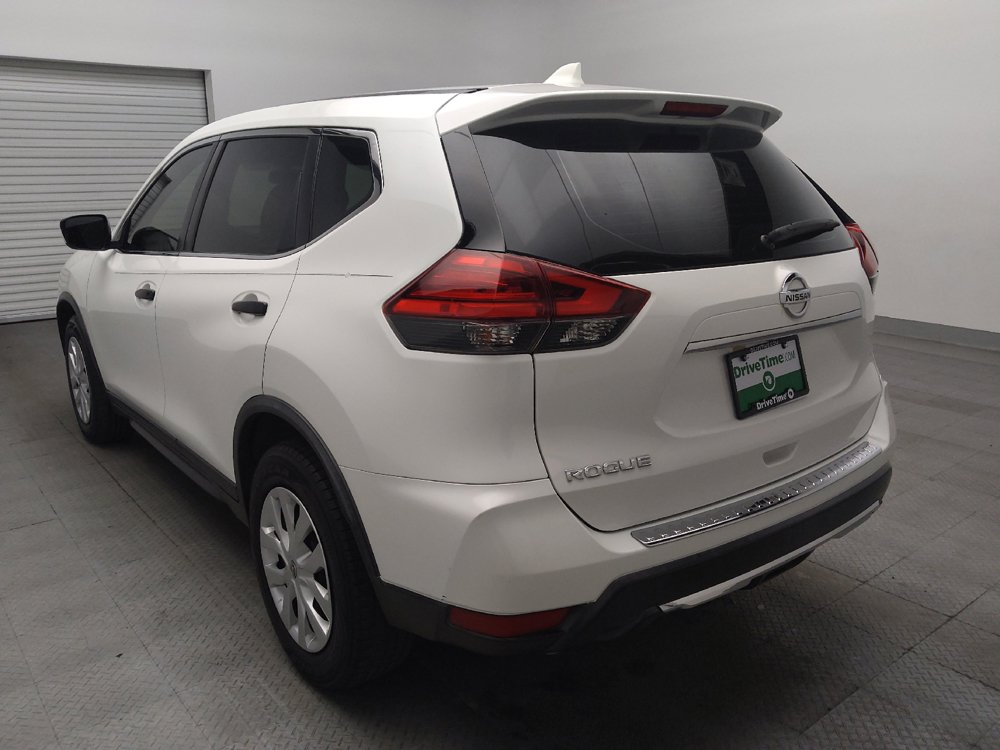Used 2017 Nissan Rogue S FWD image 5