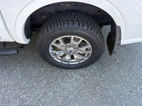 Used 2023 Ford Ranger Lariat w/ Equipment Group 501A High image 19