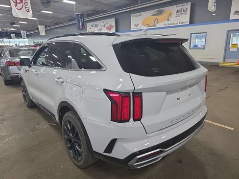 Used 2022 Kia Sorento SX FWD image 4