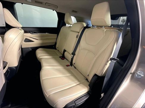 Used 2023 INFINITI QX60 Sensory w/ Vision Package AWD/4WD image 37