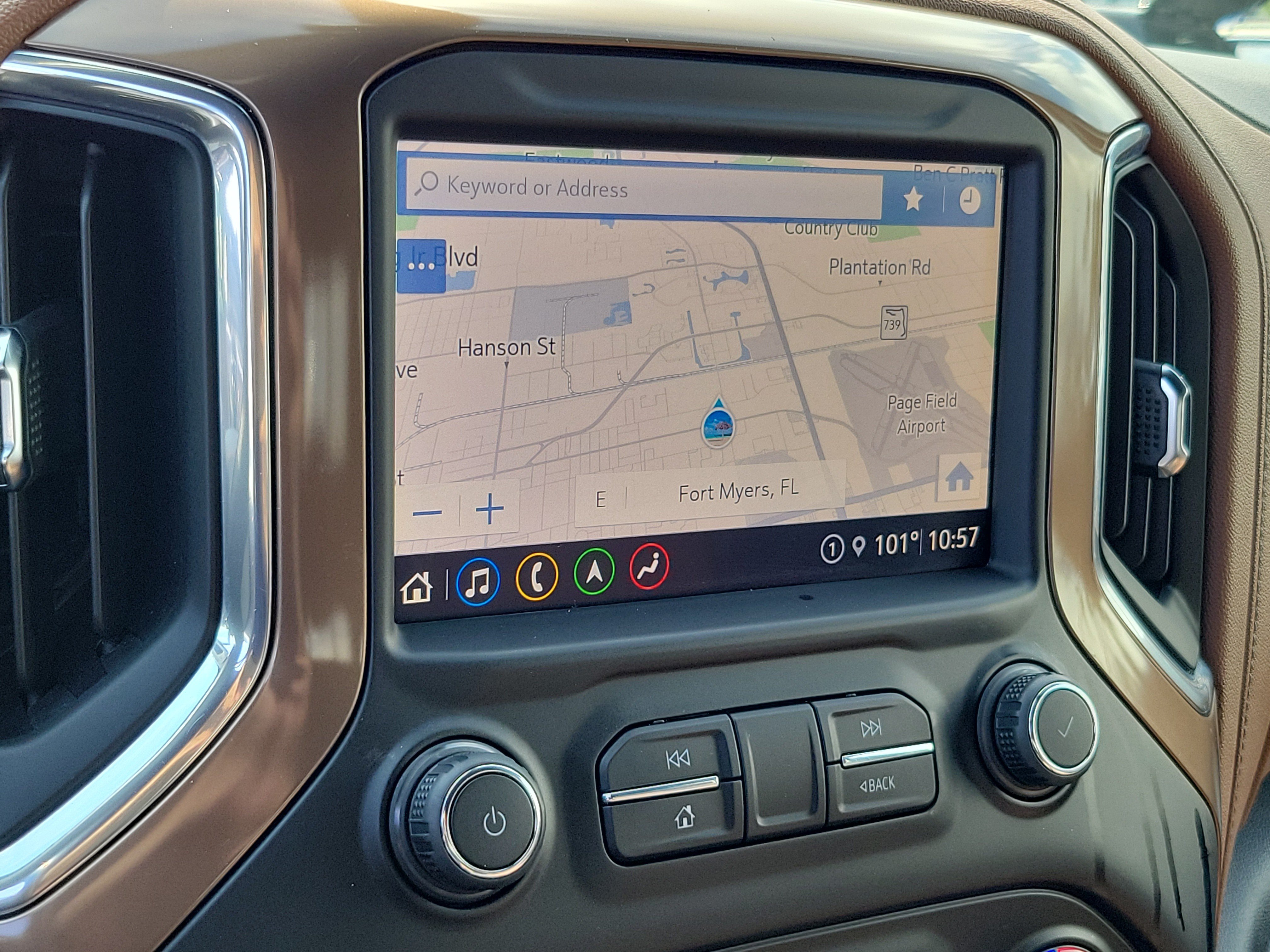 Used 2021 Chevrolet Silverado 1500 High Country w/ Technology Package AWD/4WD image 25