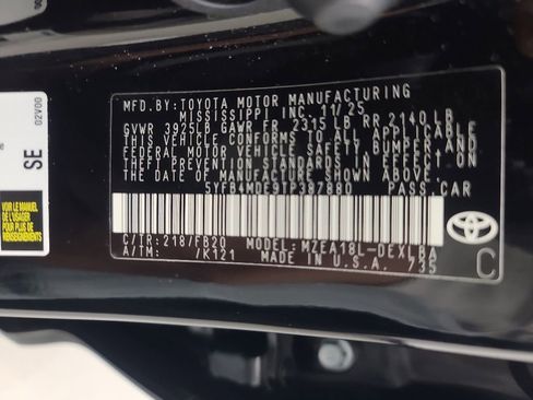 Used 2026 Toyota Corolla LE FWD image 38
