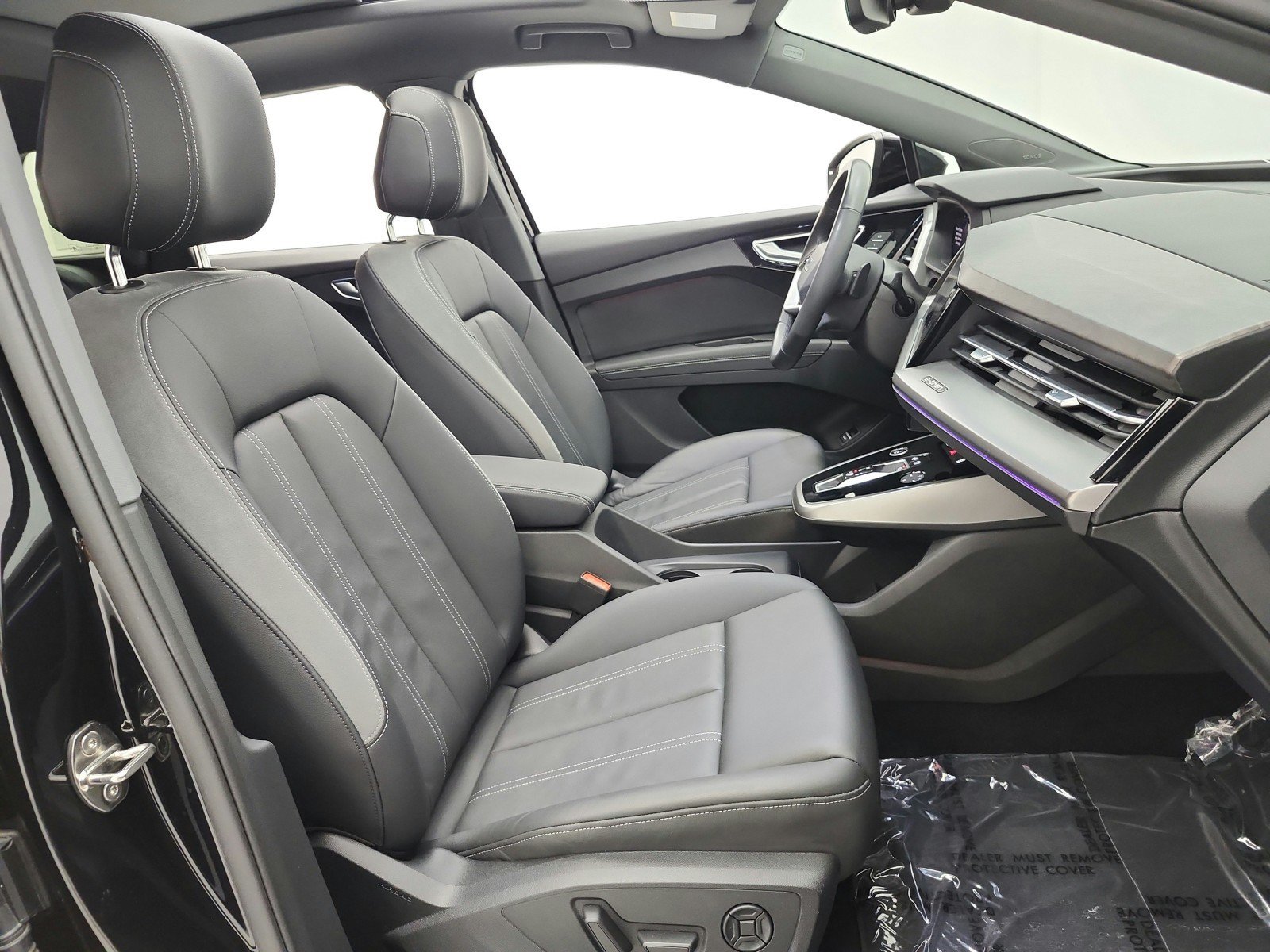 Used 2023 Audi Q4 e-tron Premium Plus w/ Premium Plus RWD image 19