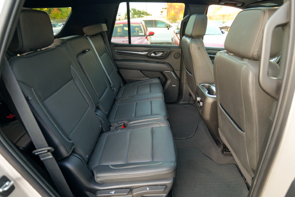Used 2023 GMC Yukon Denali AWD/4WD image 31