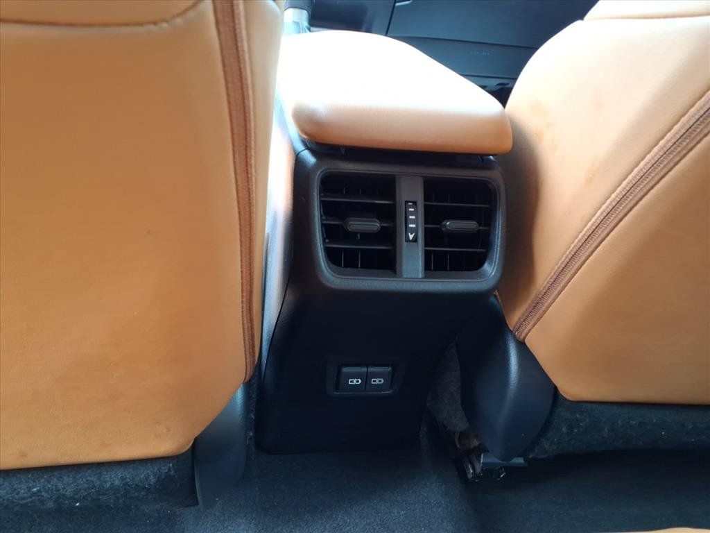 Used 2021 Lexus UX 200 w/ Accessory Package (Z1) FWD image 27