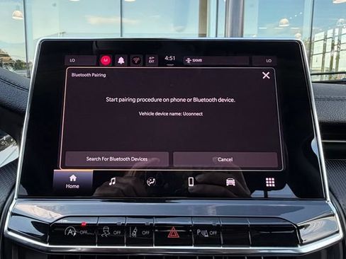 Used 2022 Jeep Compass Trailhawk AWD/4WD image 19