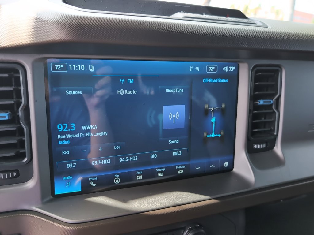 Used 2022 Ford Bronco Outer Banks AWD/4WD image 13