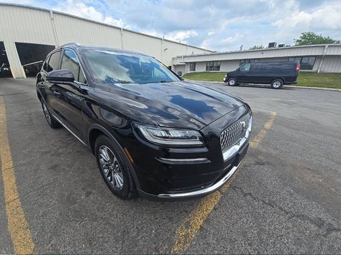 Used 2022 Lincoln Nautilus Reserve w/ Class II Trailer Tow Package AWD/4WD image 2