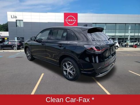 Used 2025 Honda HR-V EX-L image 3