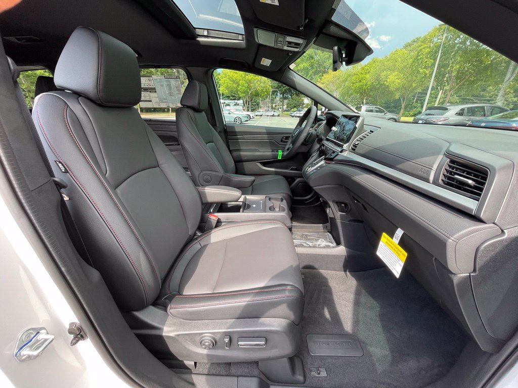 New 2026 Honda Odyssey Sport-L image 32