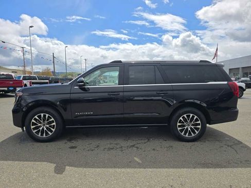 Certified 2025 Ford Expedition Max Platinum AWD/4WD image 2