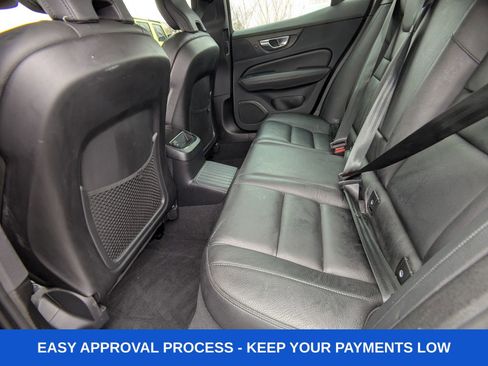 Used 2023 Volvo S60 T8 Plus image 16