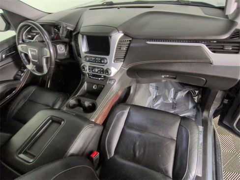 Certified 2019 GMC Yukon SLT w/ Open Road Package image 28