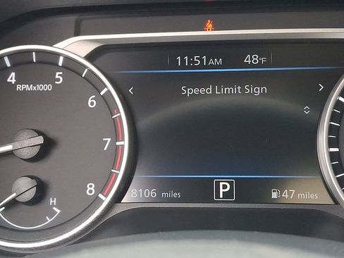 Used 2024 Nissan Sentra SV w/ Lighting Package image 19